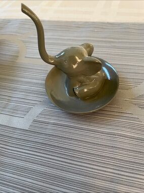 Gray Ceramic Elephant Ring Dish - Home Decor